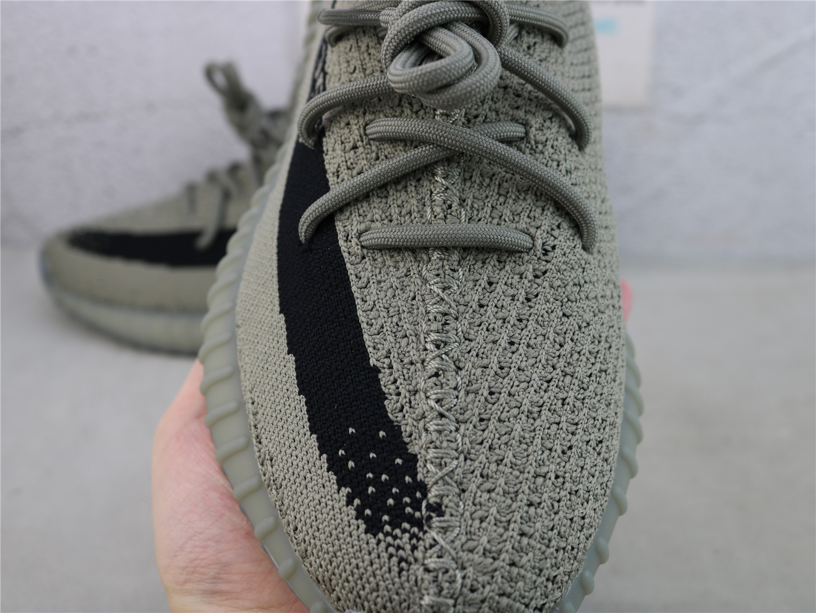 YEEZY BOOST 350 V2 GRANITE HQ2059